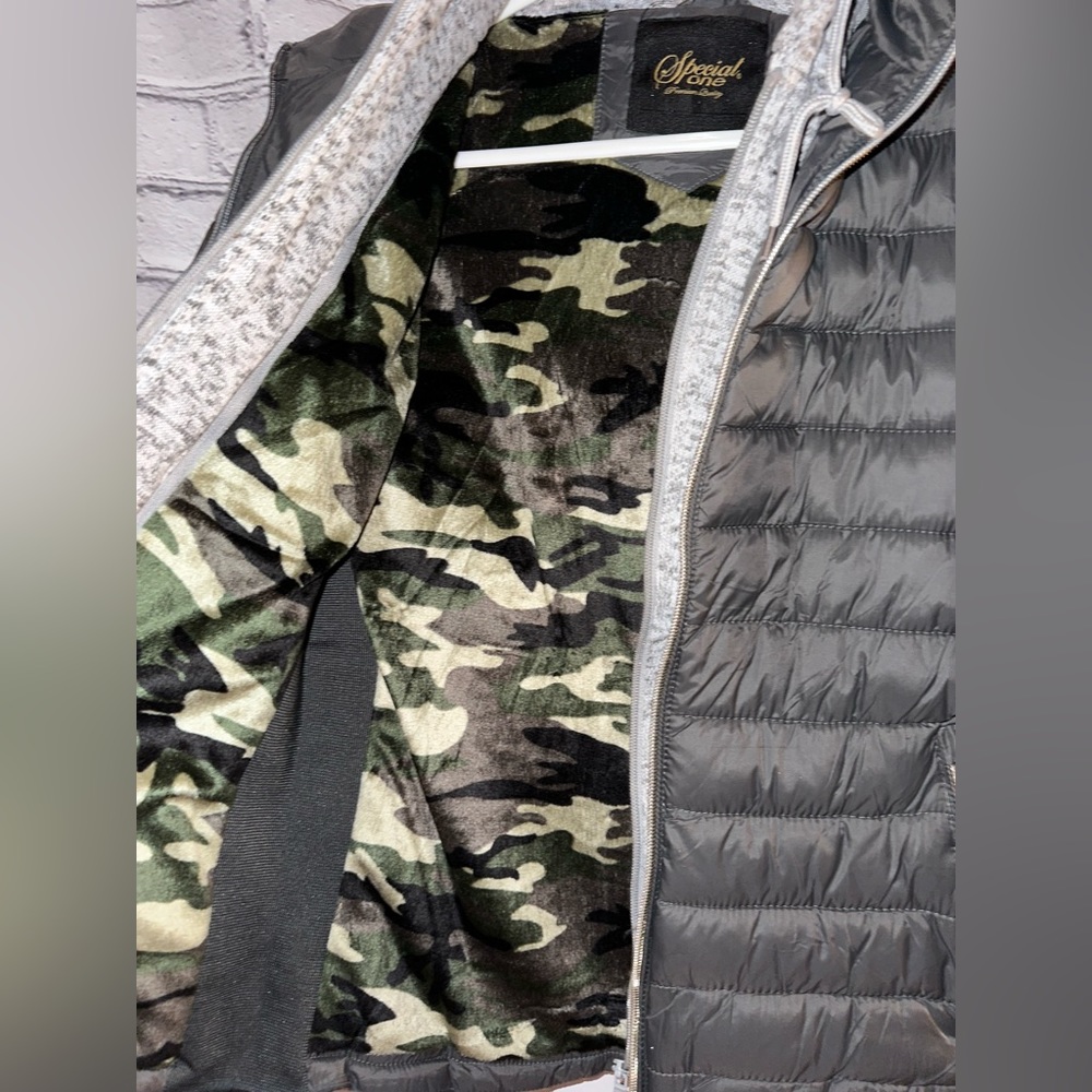 Special one grey puffer zip up jacket with removable hood